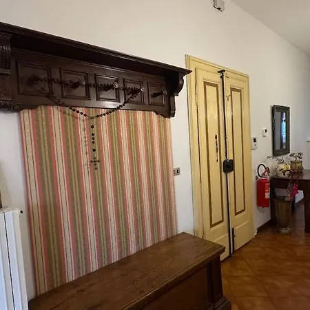 Appartamento Tamburini 38 Vintage Near Center, Parking Included *