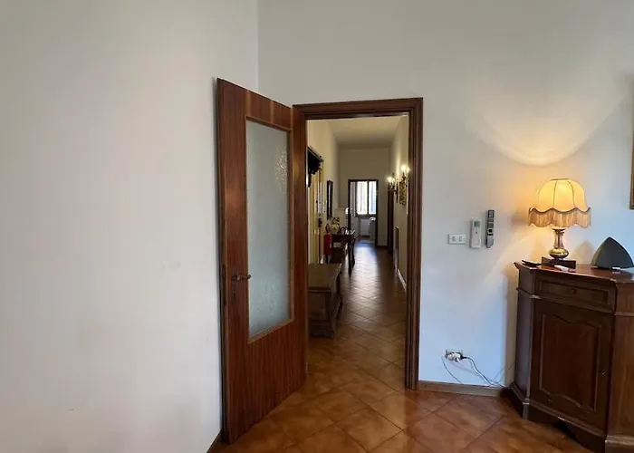 Tamburini 38 Vintage Near Center, Parking Included * モデナ