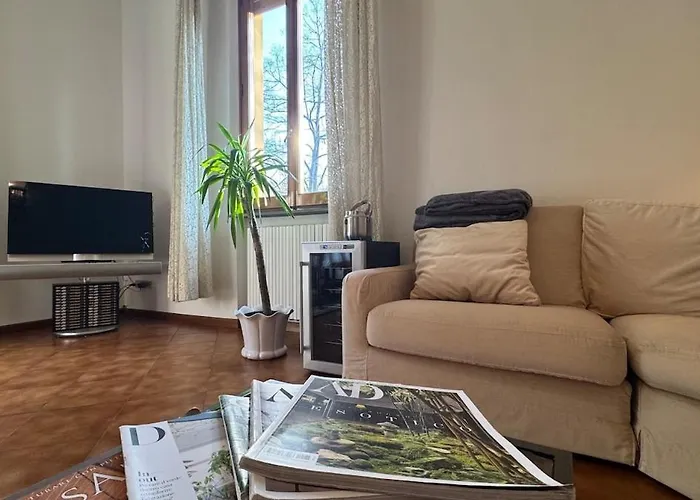 Tamburini 38 Vintage Near Center, Parking Included アパート