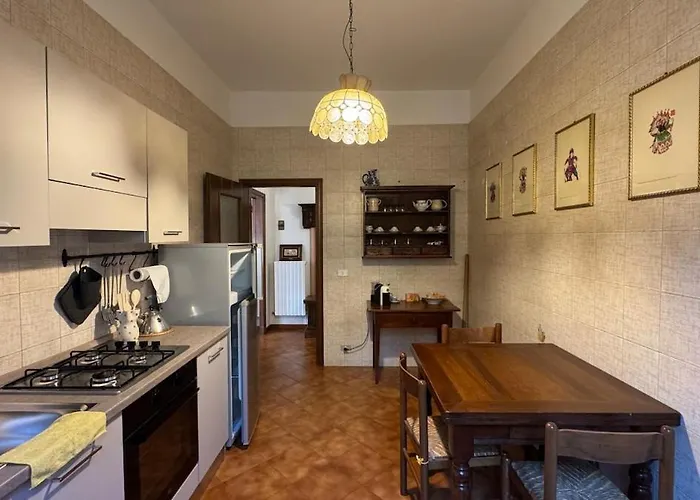 Tamburini 38 Vintage Near Center, Parking Included アパート *